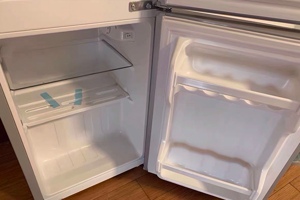 冰箱除冰可以不切掉电源吗？